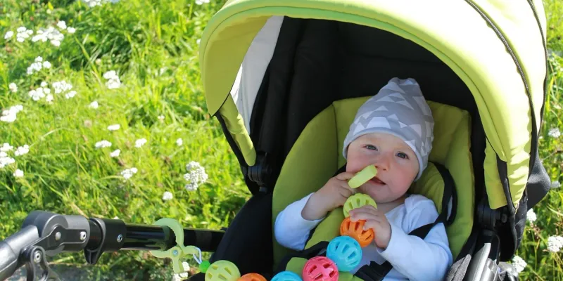 Babywearing vs. Strollers: Pros and Cons