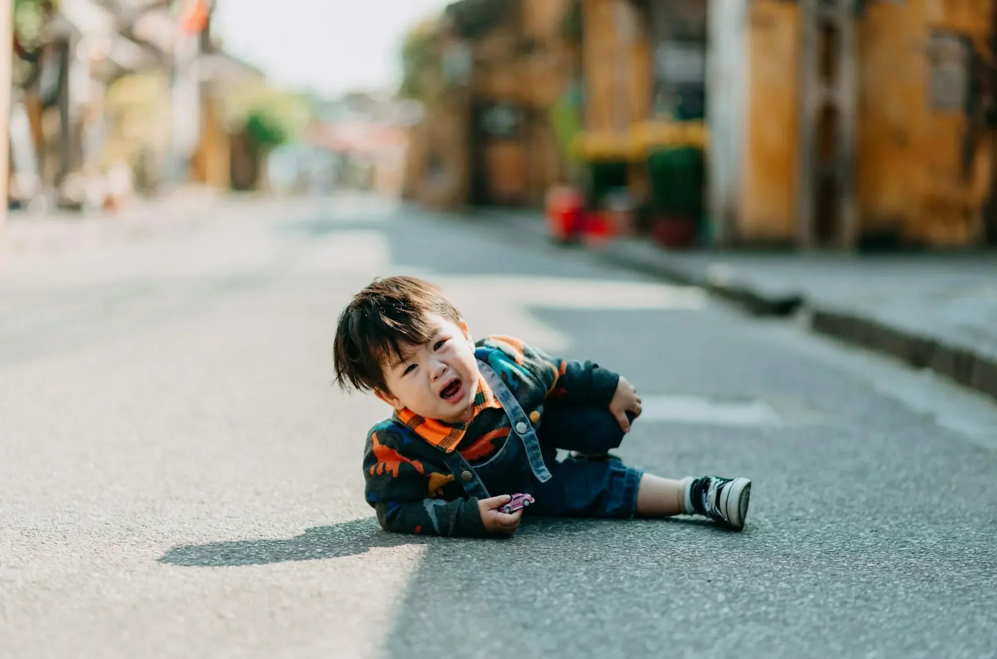Handling Toddler Frustrations with Independence